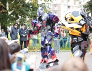 shou_gigantskih_robotov